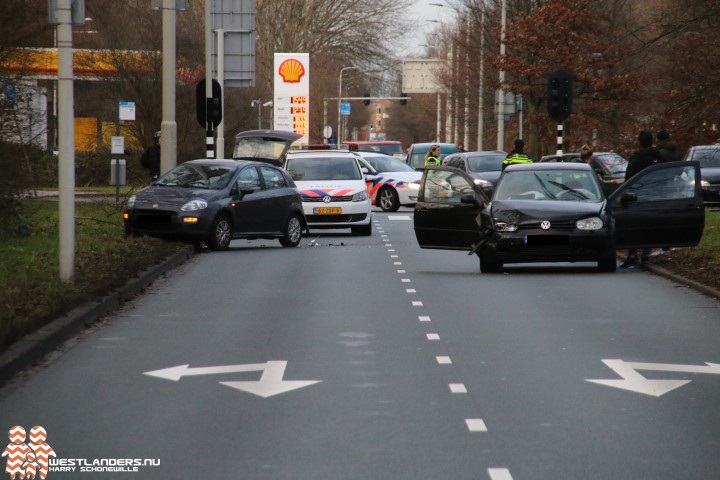 Passagier gewond bij ongeluk Lozerlaan