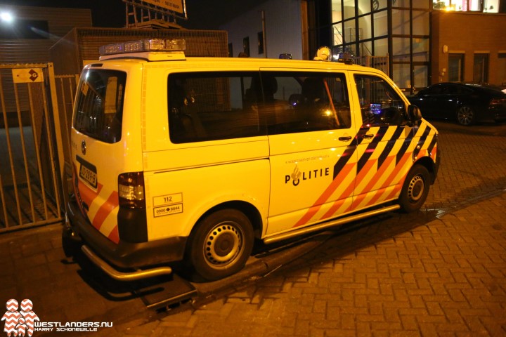 Politie zoekt overvallers woning in Maassluis