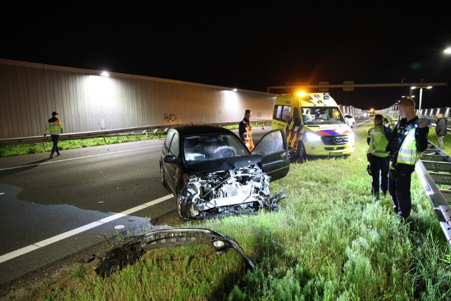 Twee gewonden na ongeval A4