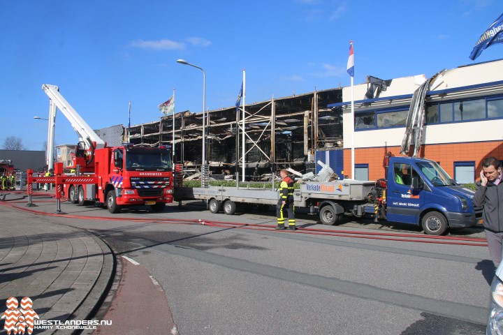 Zeer grote brand Turfschipper; de dag erna