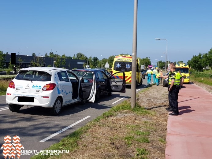 Twee gewonden bij ongeluk Middel Broekweg