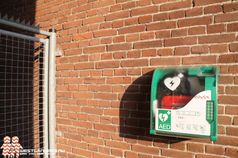 Start project AED op scholen in Westland