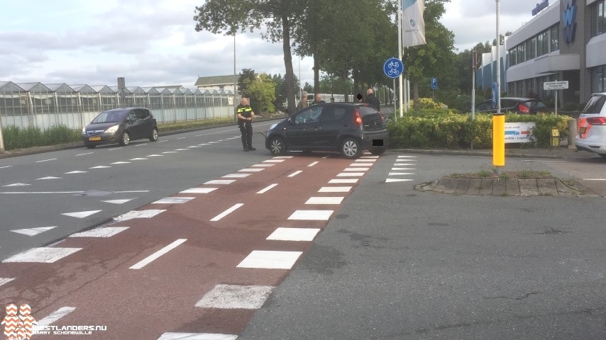 Fietser licht gewond bij ongeluk Veilingweg