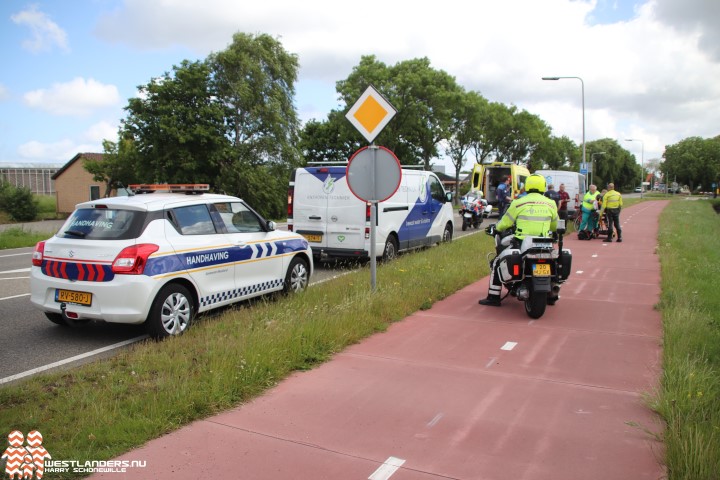 Fietsster gewond bij ongeluk Middel Broekweg