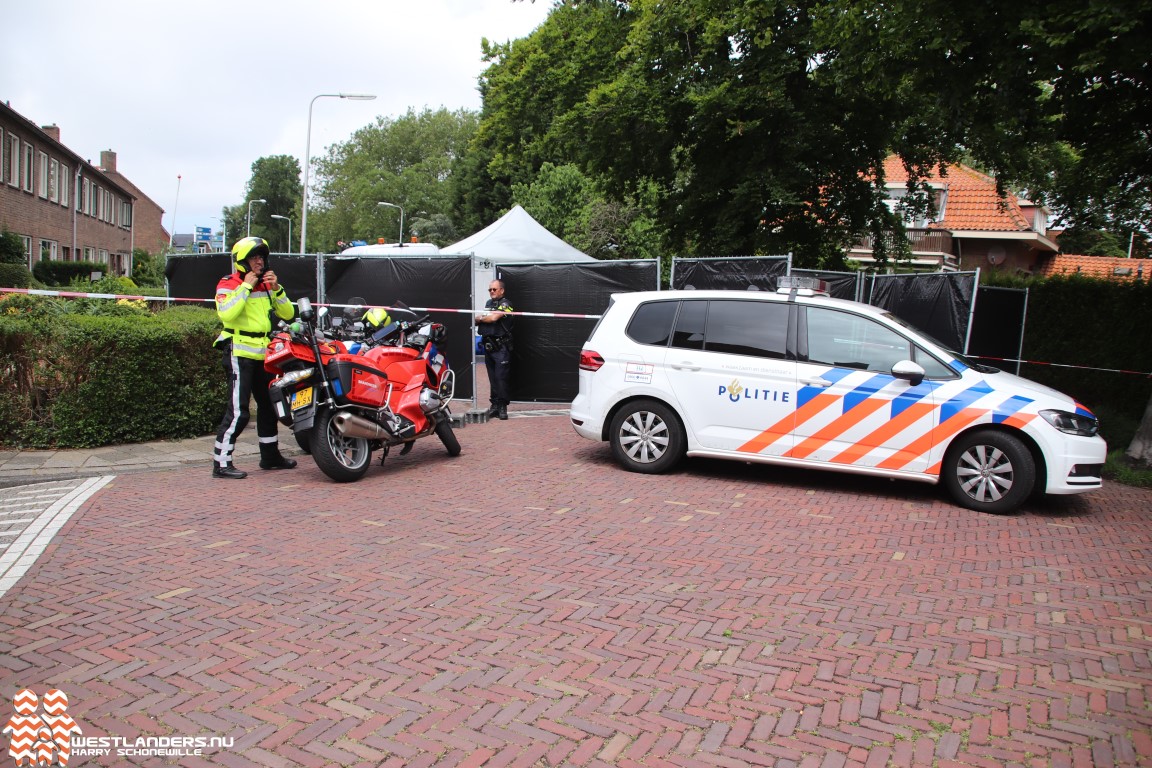 Man overleden gevonden in bedrijfswagen