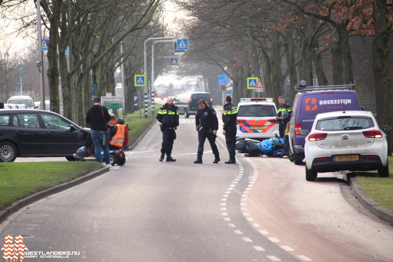 Motorrijder licht gewond na ongeluk