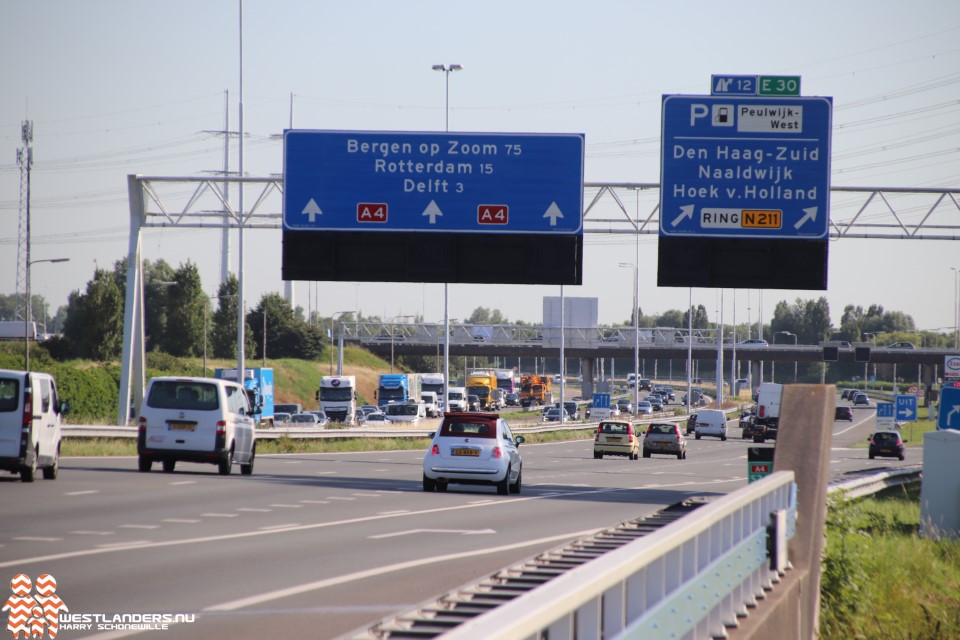 Twee nachtafsluitingen A4 bij Den Hoorn