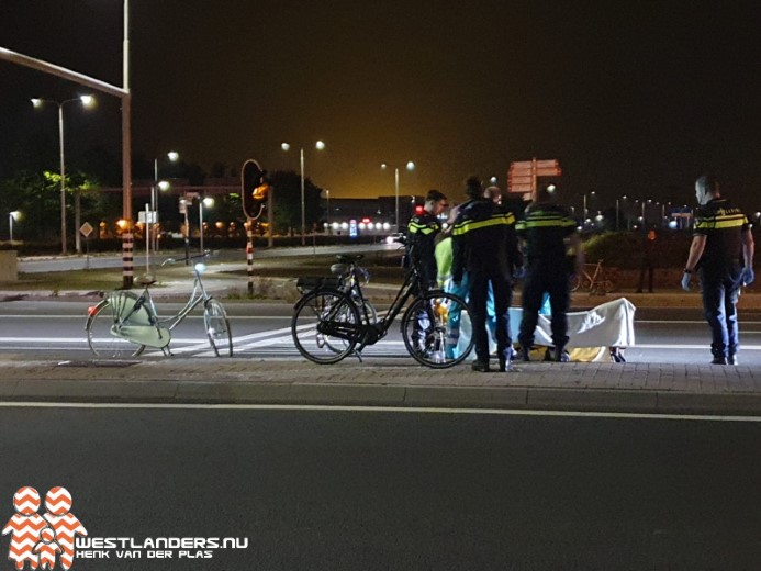 Fietser gewond bij ongeluk Middel Broekweg