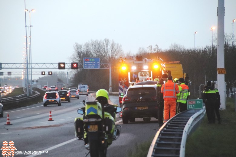 Veel verkeersoverlast op A20 door ijzeren staaf