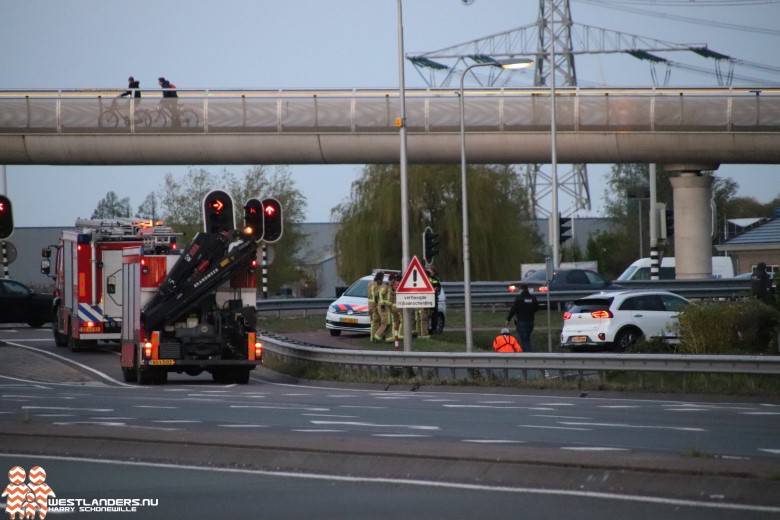 Voertuig te water bij Vlietpolderplein