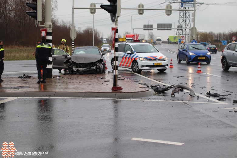 Veel materiële schade bij ongeluk op de N222