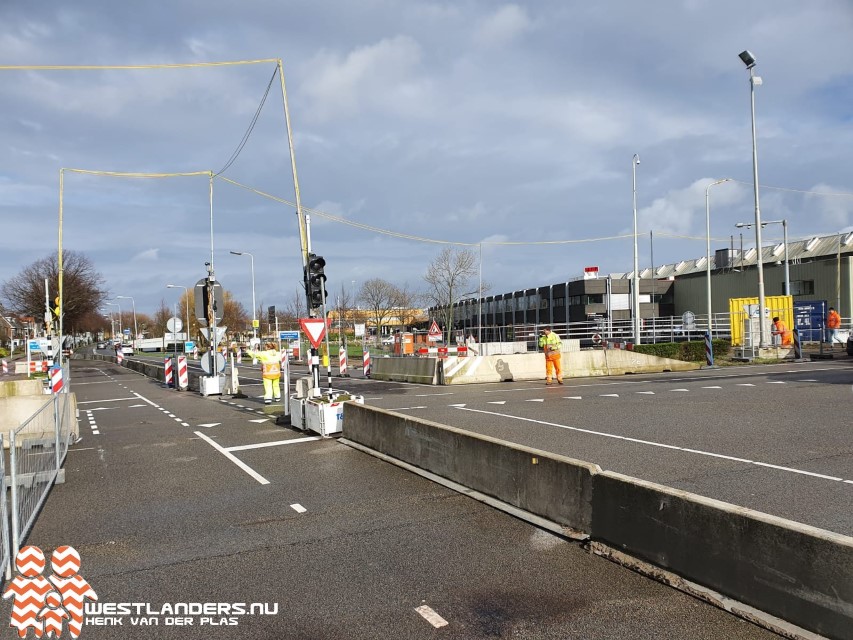 Nieuwe verkeerssituatie op kruising Dijkweg/N213