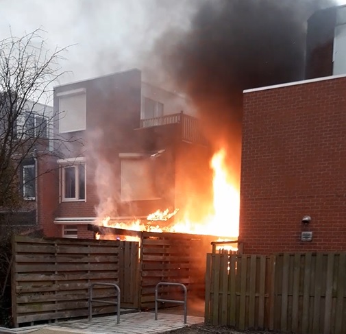 Veel schade door schuurbrand Populierenhof