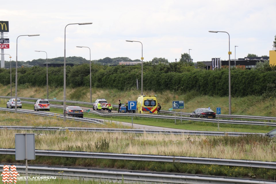 Automobilist gewond na ongeluk bij oprit A4