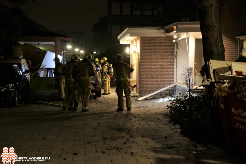 Explosie bij woning aan de Rhijenhof