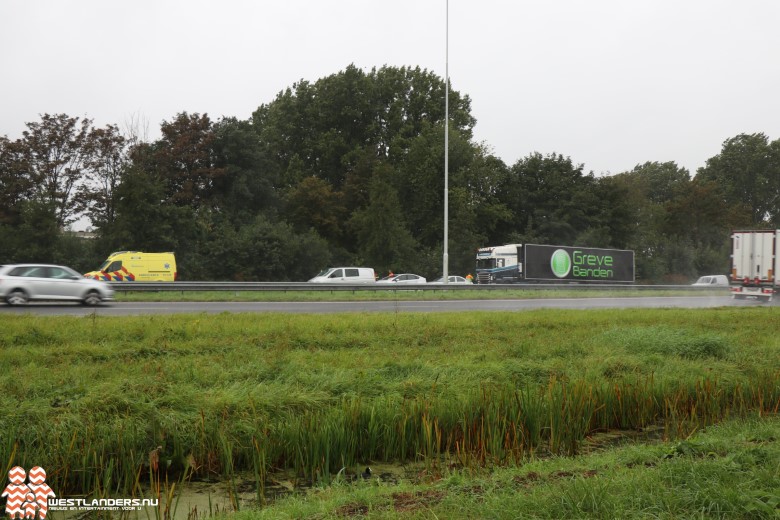 Letsel en file na ongeluk op de A20