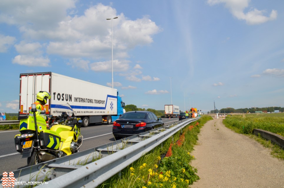 File na ongeluk op de A20