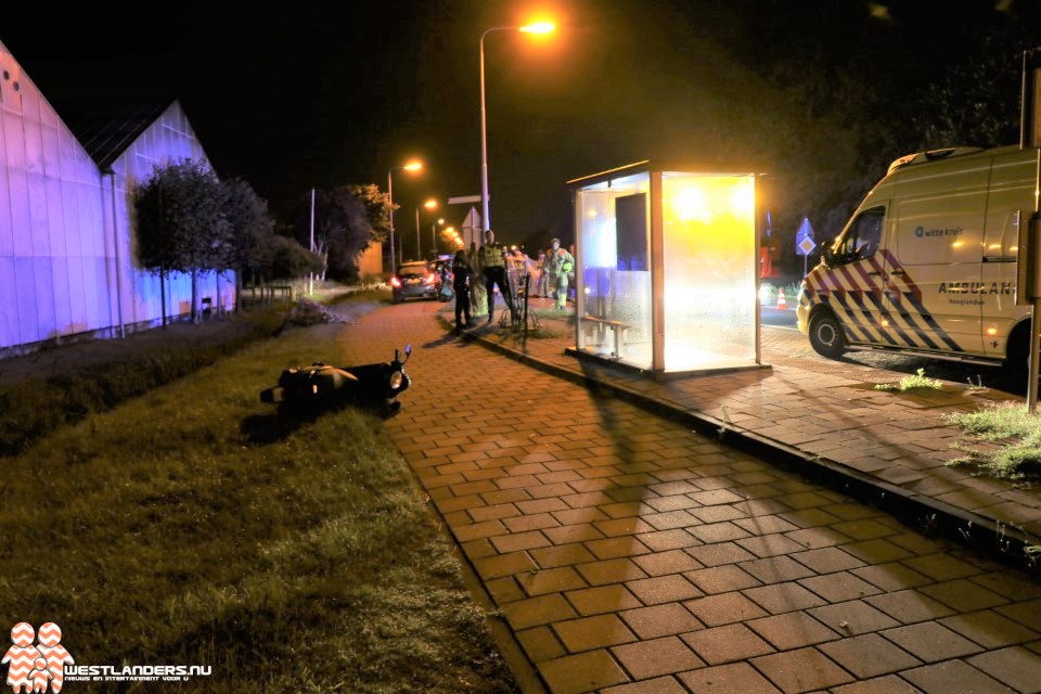 Scooterrijdster aangereden op Noordlandseweg