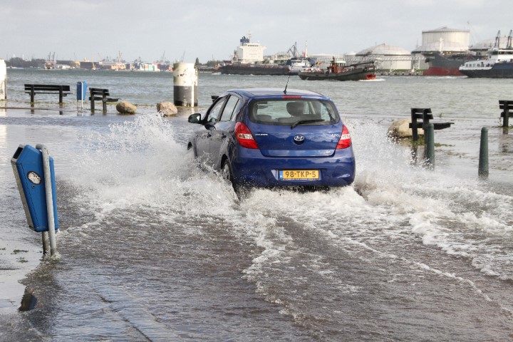 Hoog water verwacht op zaterdagmiddag