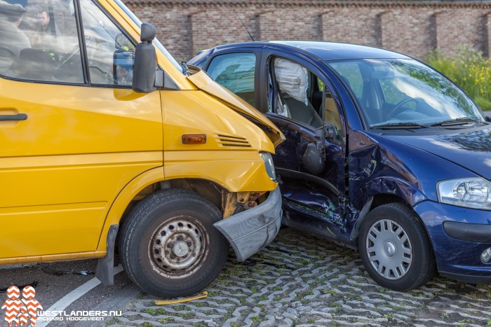 Flinke aanrijding op de Lange Kruisweg