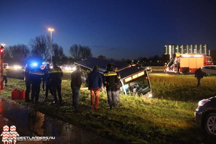 Buschauffeur onwel op de A20