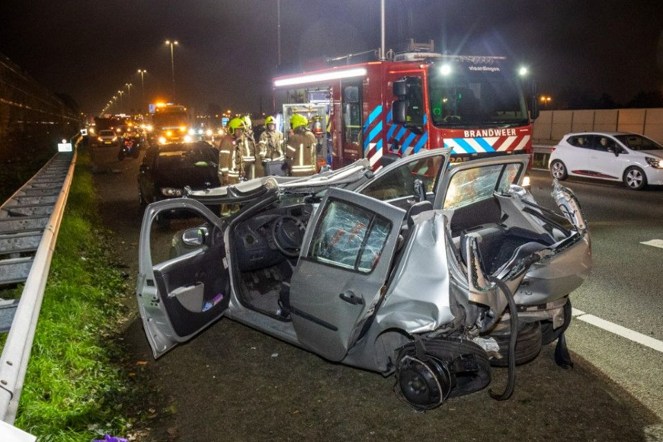 Flinke aanrijding op de A20