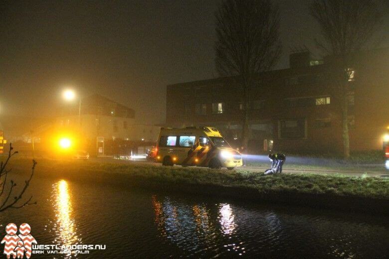 Vrouw te water bij Hoornseweg