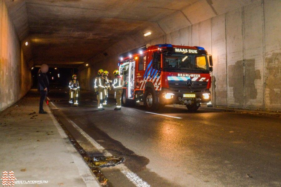 Brand na harde knal onder viaduct A20