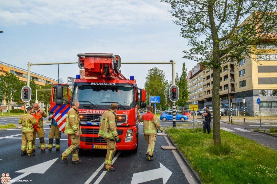 Tasgooier krijgt hulp van brandweer