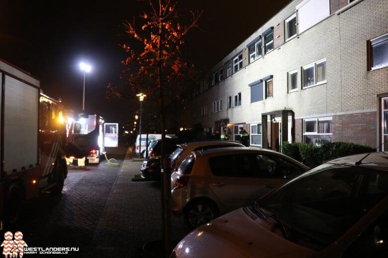 Binnenbrand bij woning in Zeereep