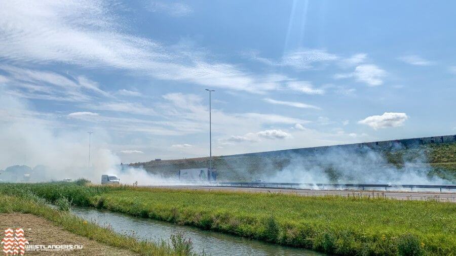 Flinke bermbrand langs de A20