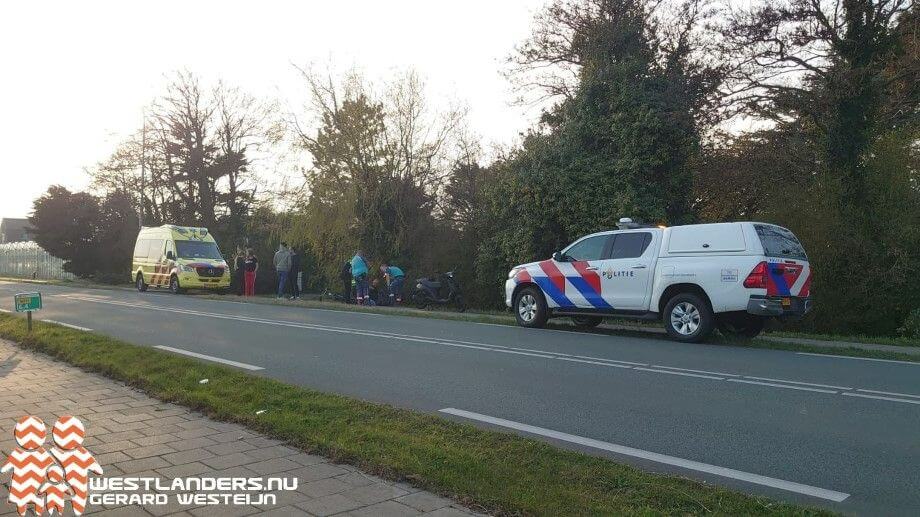 Scooterrijder redt fietser van verdrinking