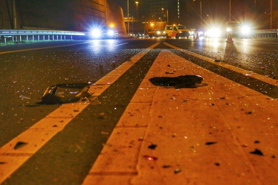 A20 bezaaid met glas na forse aanrijding