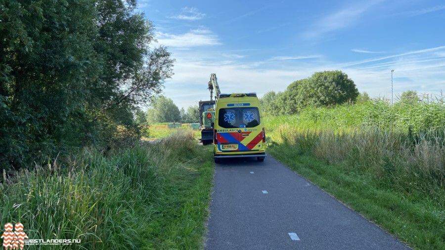 Fietser gewond na botsing tegen kraan