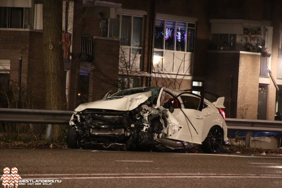 Man overleden na waterongeval Oostpoortweg