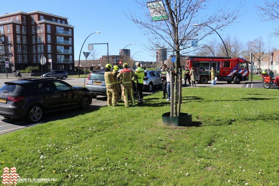 Licht gewonde bij kop-staart ongeluk met vier auto ‘s