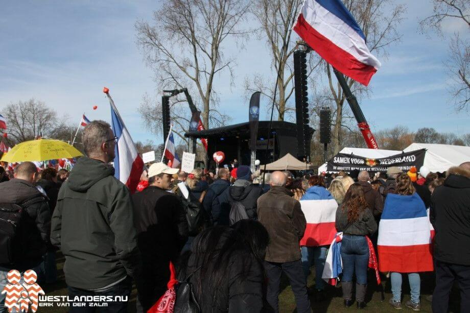 700 aanhoudingen bij demonstraties in Den Haag