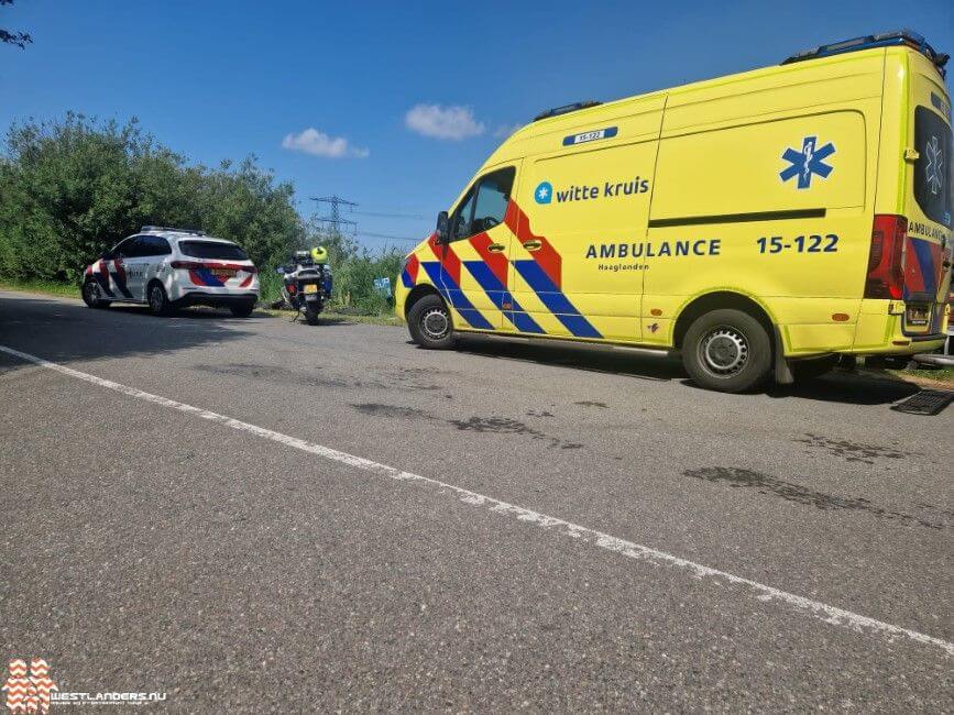 Wielrenner gewond na ongeluk Zwethkade Zuid