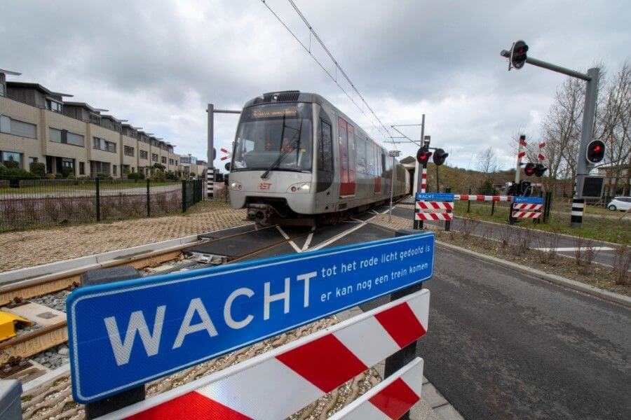 RET start proefritten met “metro naar zee”