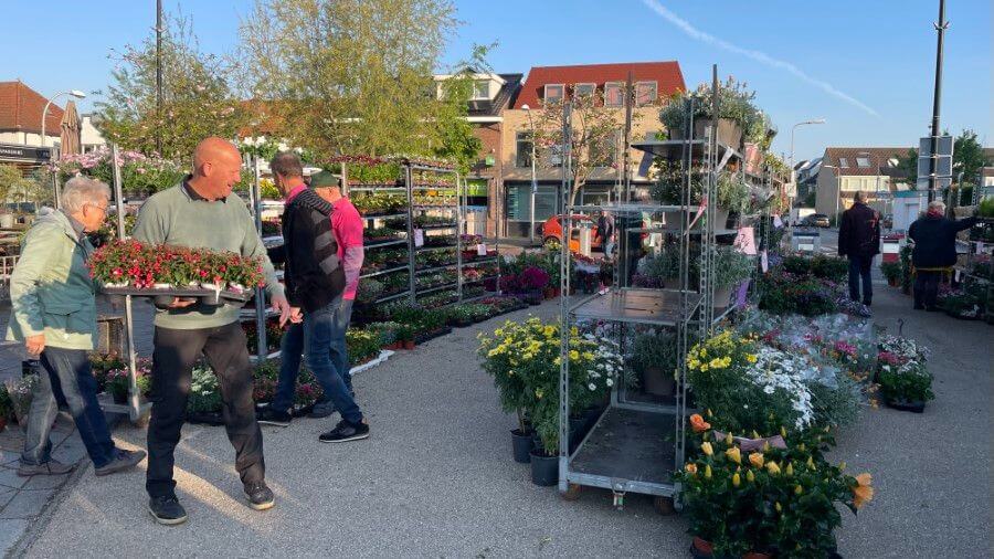 Geraniummarkt Honselersdijk op zaterdag 13 mei