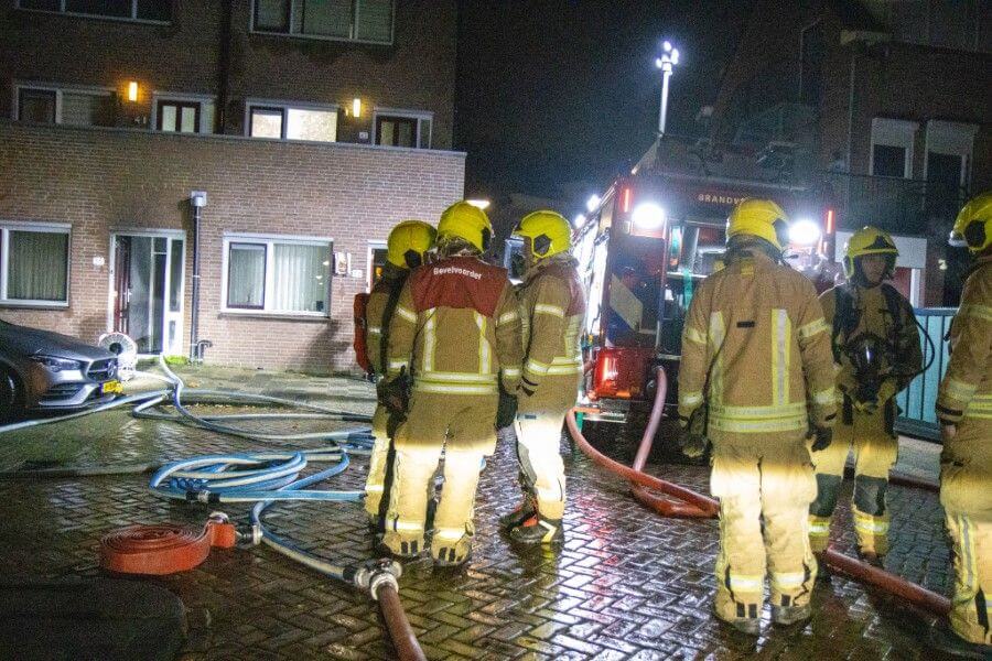 Middelbrand  in woning aan de van Speykstraat