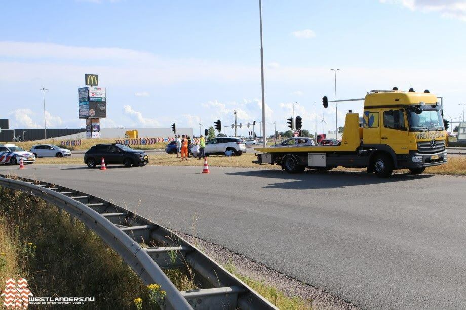 Automobilisten onwel na ongeluk bij Westerlee