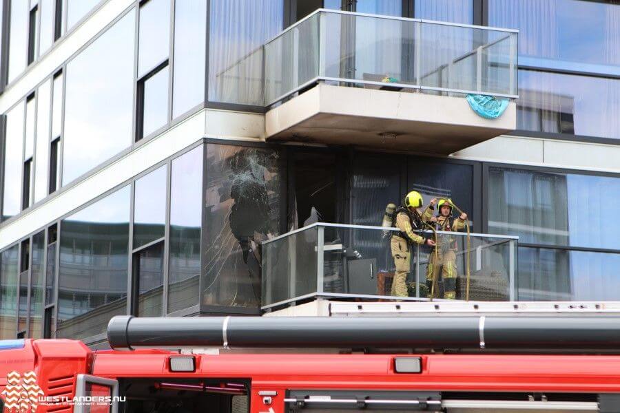 Binnenbrand en gewonde na ongeluk met gasbarbecue