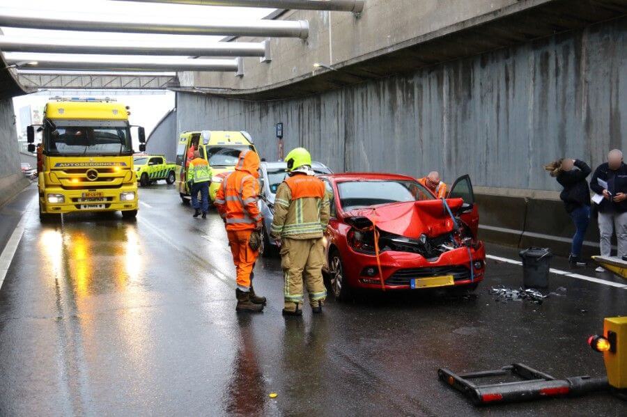 Kettingbotsing in de Beneluxtunnel