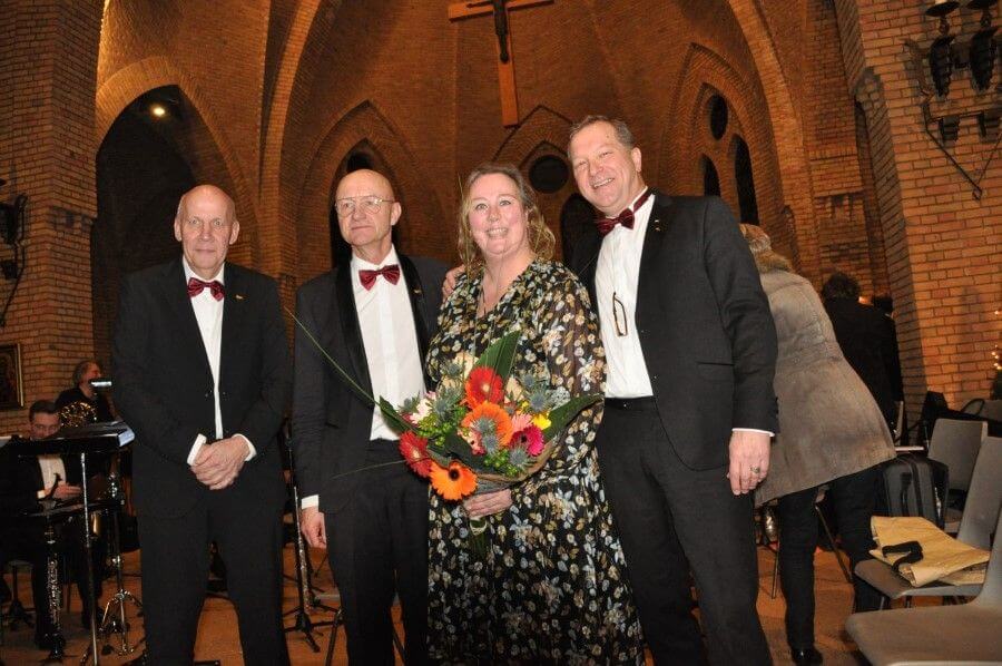 Honsels Harmonie huldigt 4 jubilarissen met 175 jaar muziek