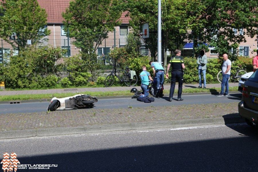 Scooterrijder gewond bij ongeluk Pijle Tuinenweg