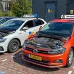 Motorkappen gestolen van lesauto’s