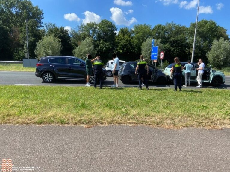 Kop-staart ongeluk op de Wippolderlaan