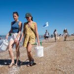 Ruim 70.000 peuken van het strand geraapt