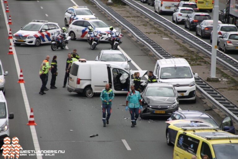 Gewonden bij kettingbotsing op de A4